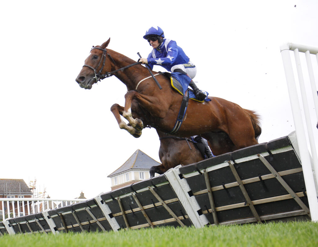 Twiston-Davies smartens up double-time