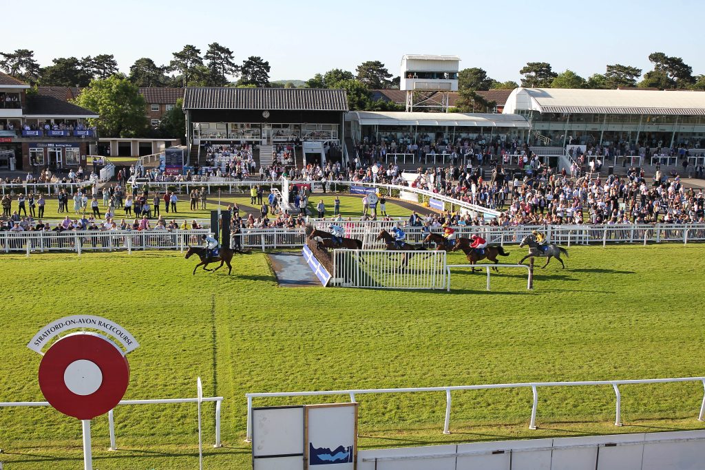 First-timers guide to racing at Stratford